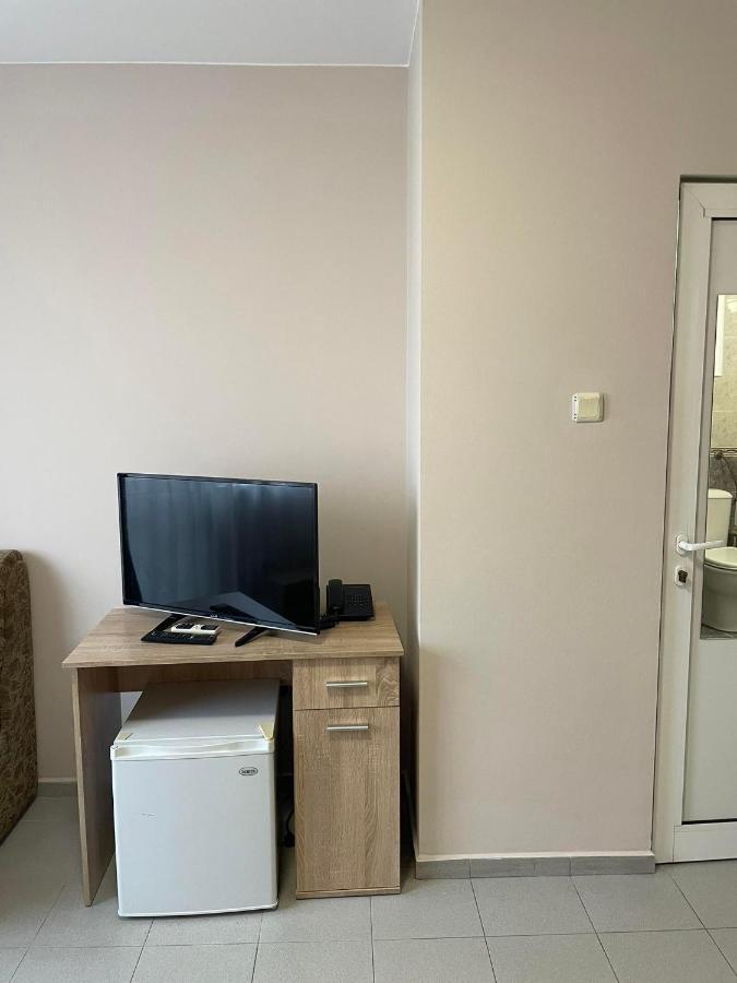 Single Room Balcony,1162072677:JPEG