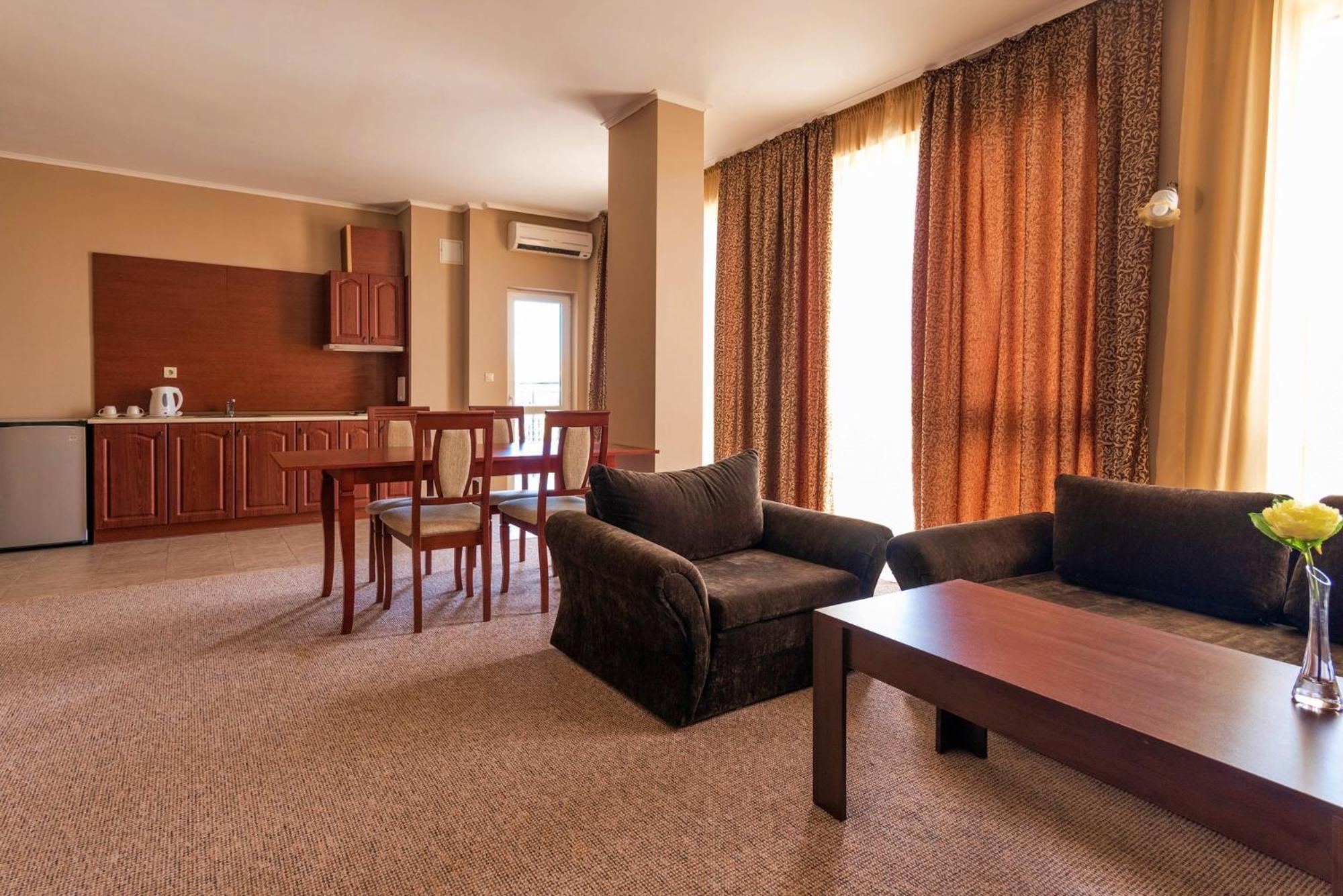 Apartment mit 2 Schlafzimmern und Stadtblick