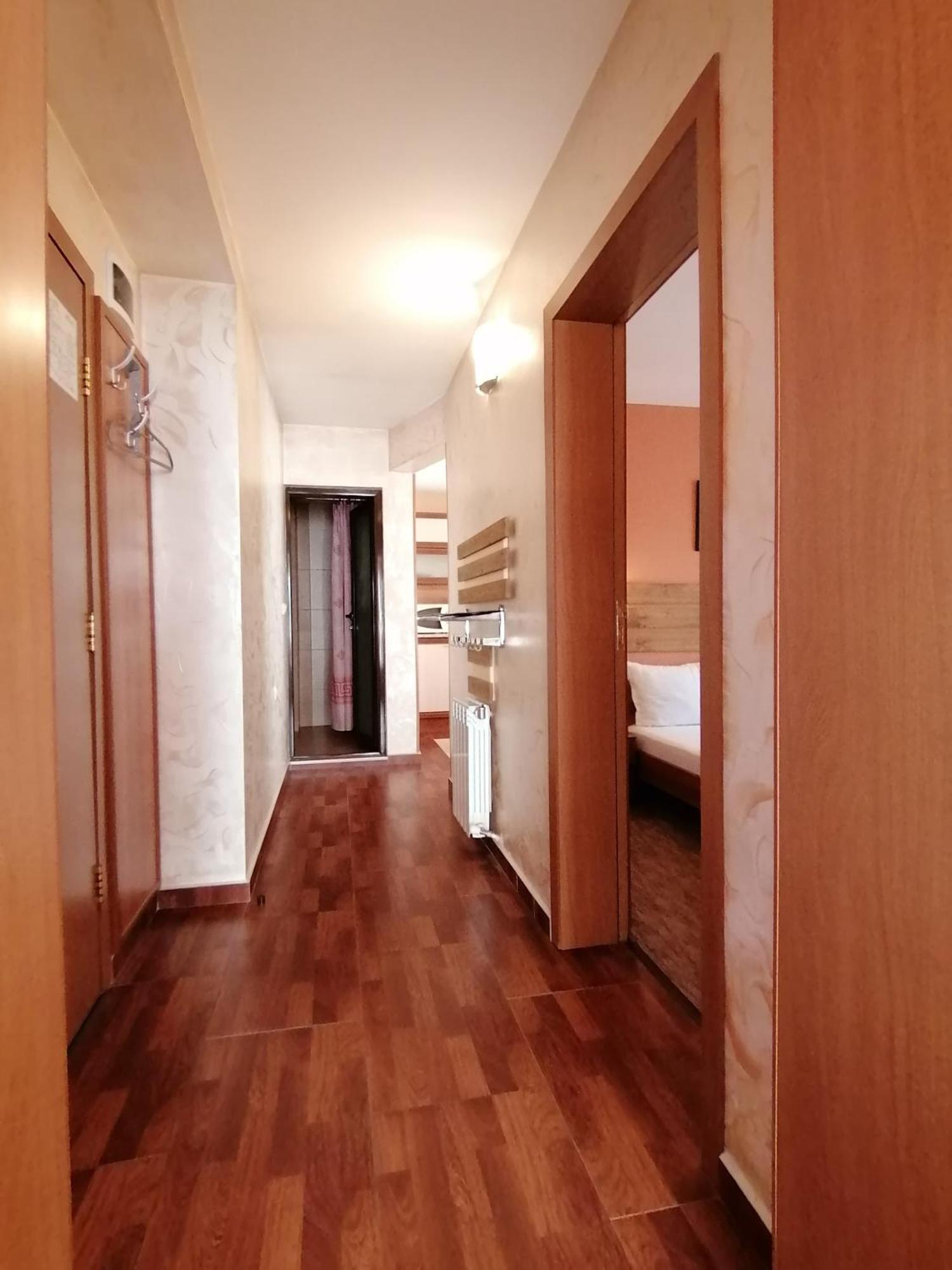 Two-Bedroom Suite,1536345208:JPEG