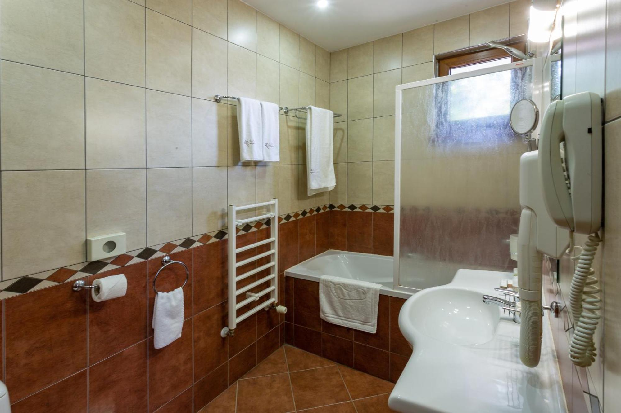 Double or Twin Room,1553664721:JPEG