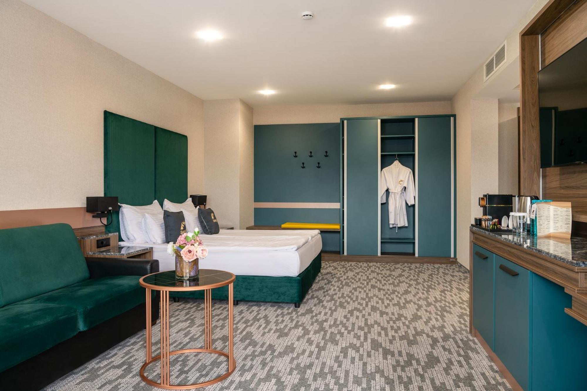 Two-Bedroom Apartment,1614411146:JPEG