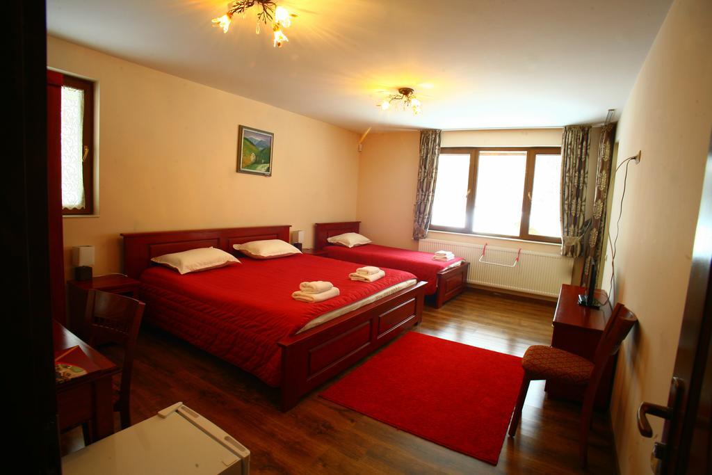 Deluxe King Suite