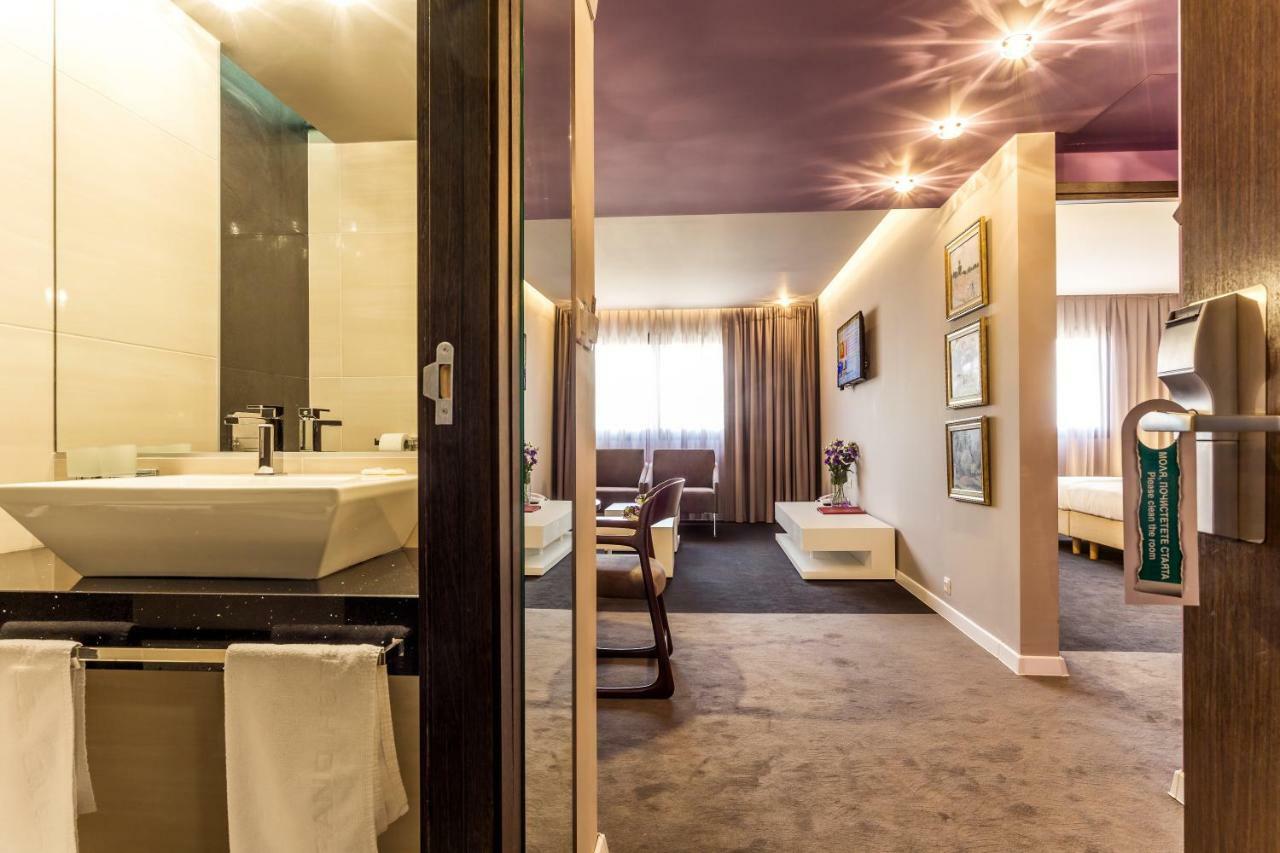 Junior Suite with Double Bed and Free Parking
