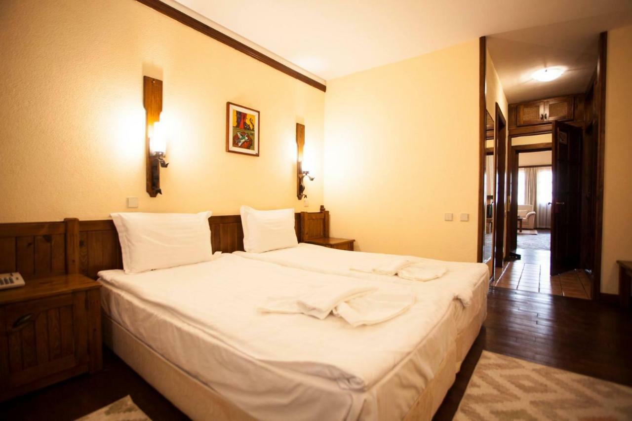 Double or Twin Room,910425535:JPEG