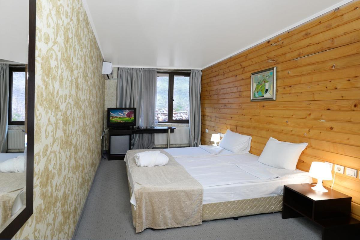 Double or Twin Room with Balcony