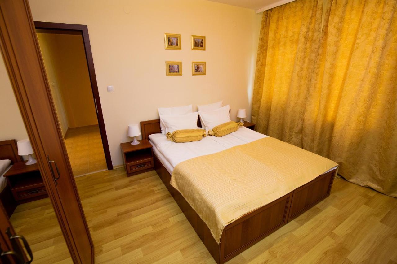 One-Bedroom Suite