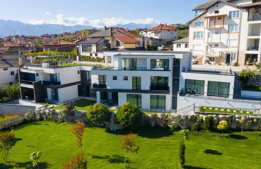 Graffit Luxury Houses-1