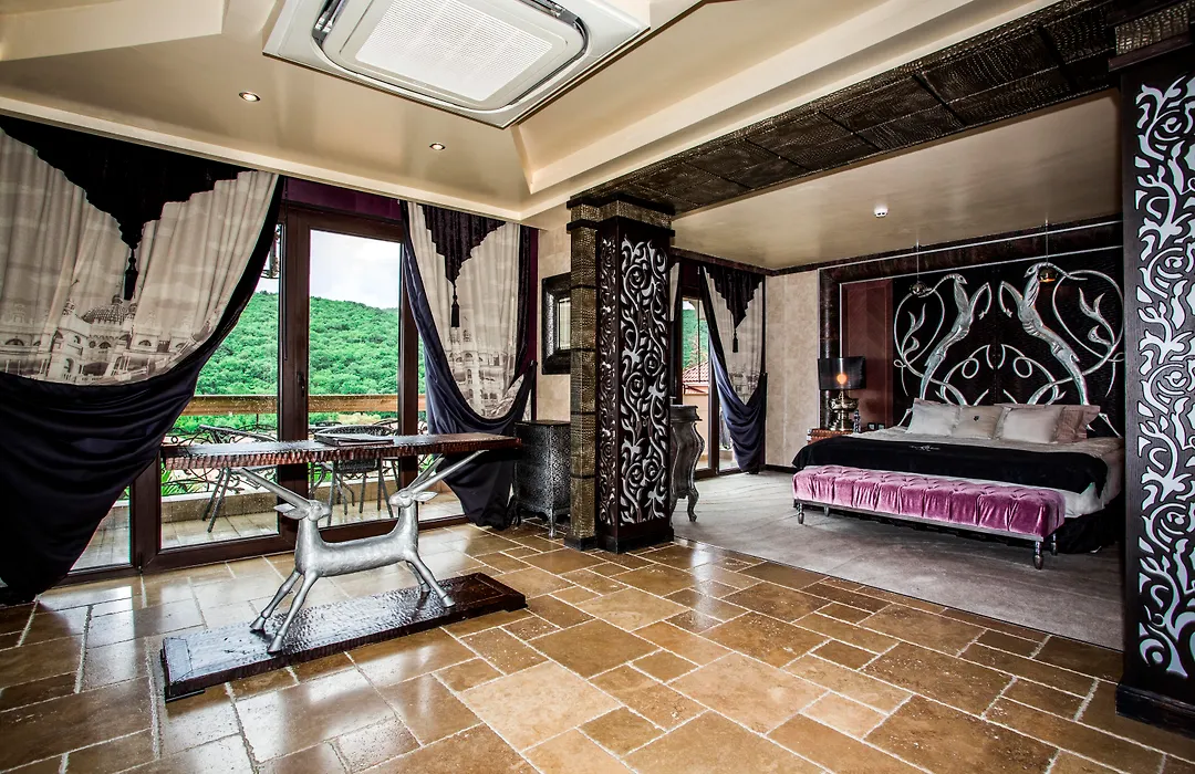 Royal Castle Design & Spa-1