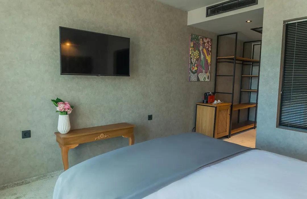 The Lodge Hotel-1