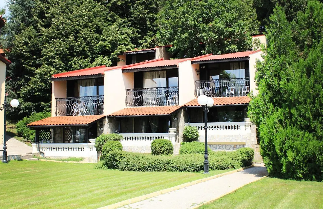 Villas Elenite-1