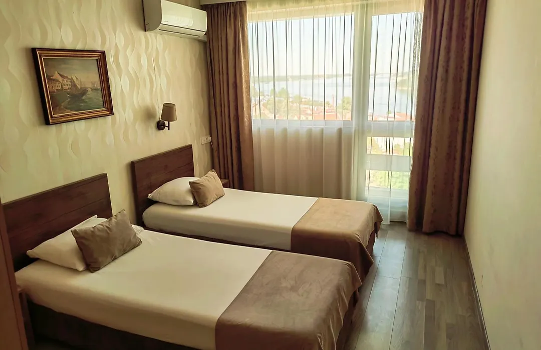 Rovno Hotel-1