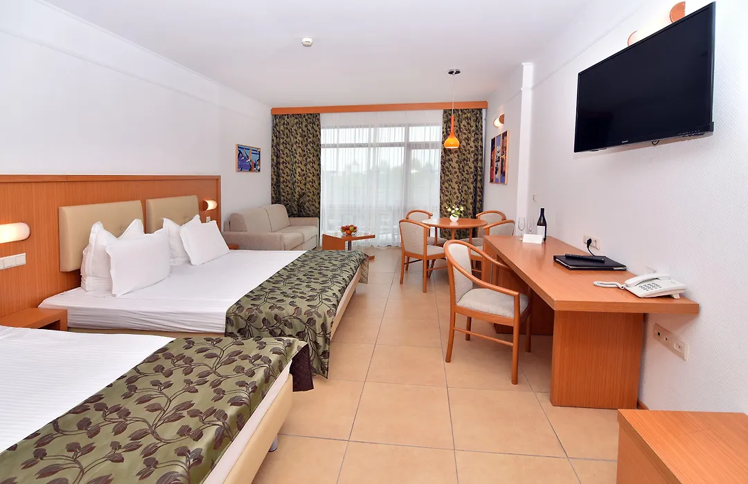 Flamingo Grand Hotel & Spa-1