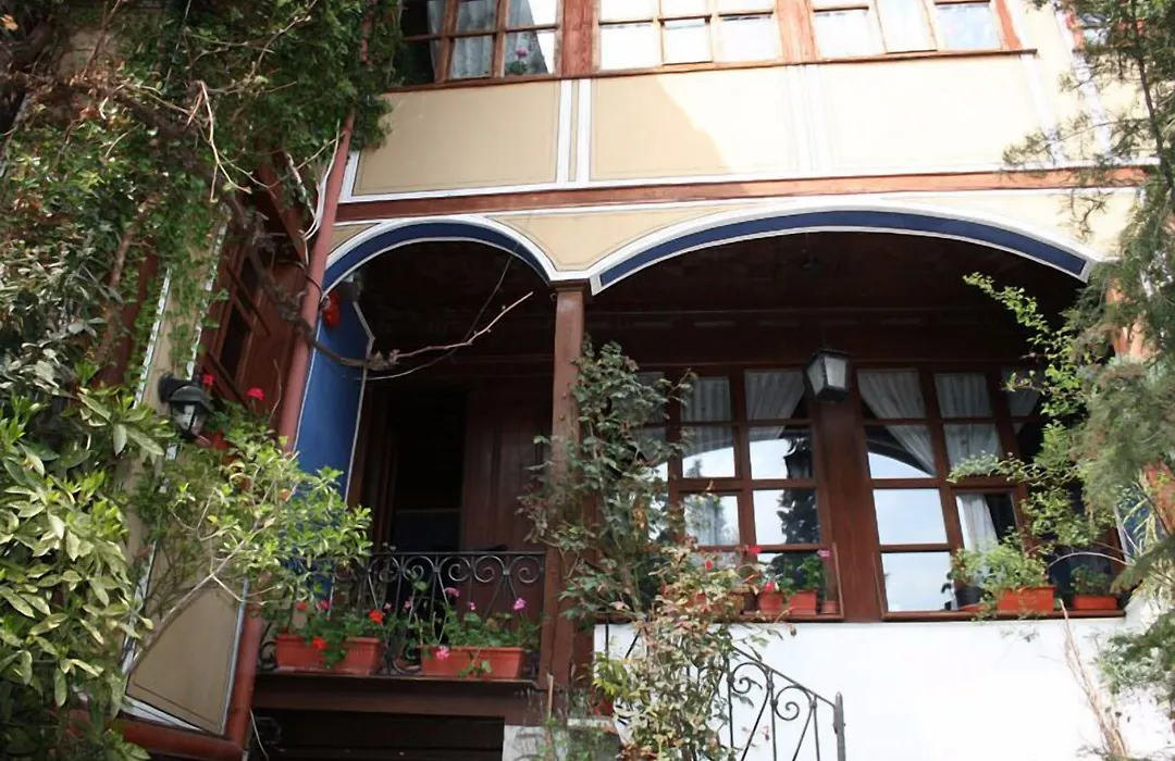 Hotel Alafrangite-1