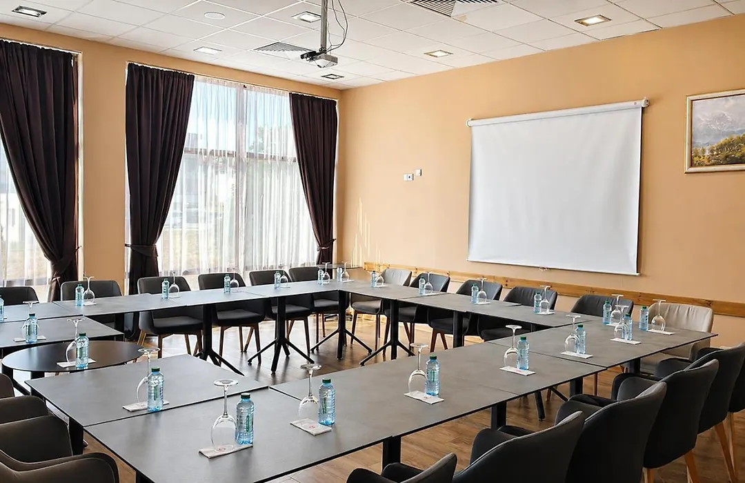Hermes Club Hotel-1