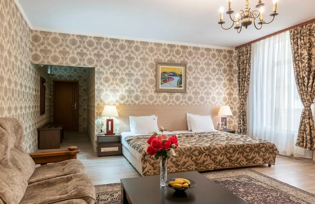 Maxim Boutique Hotel-1