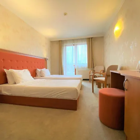 Light Hotel-3