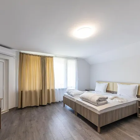 Мотел "Релакс" Motel "Relax", Балчик,-2