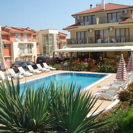 Family Hotel Muses-3