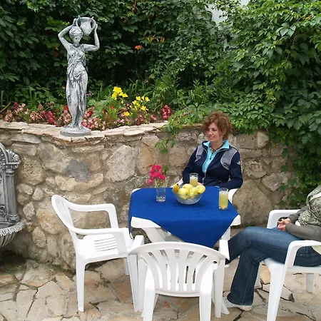 Victoria Hotel Nessebar-2