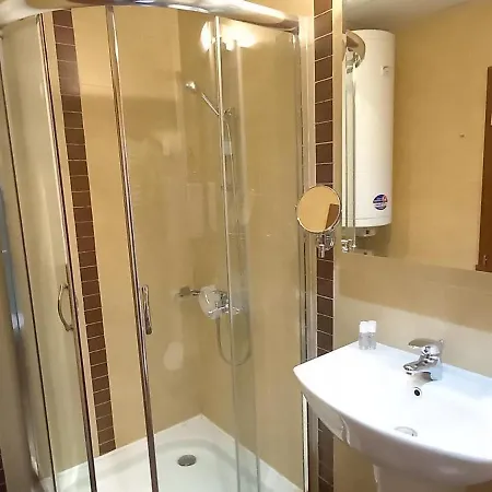 Winslow Infinity Aparthotel-2