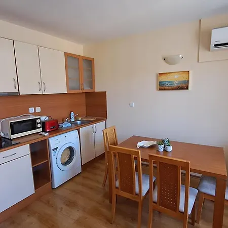 Aquaria Holiday Apartments-2