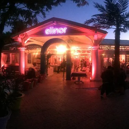 Elinor Complex-3