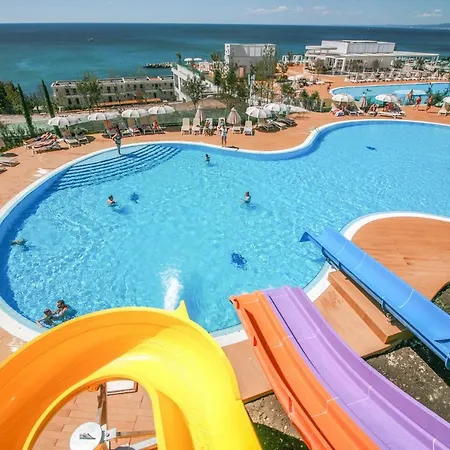 White Lagoon Resort-2