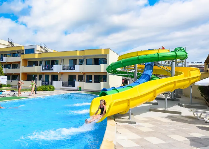 Hoteles cerca de Discoteca Cacao Beach
