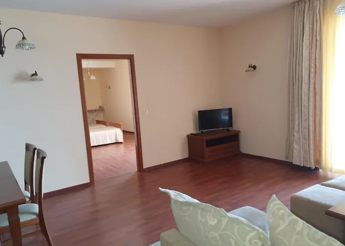 Port Palace Apartments