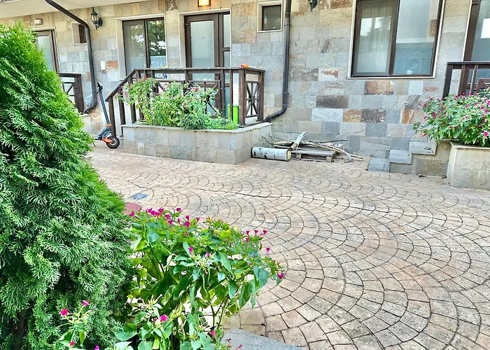 Villas avec piscine privée à Slantchev Briag