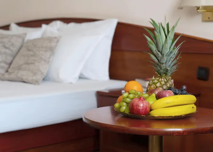Varna hotels near Grand Mall