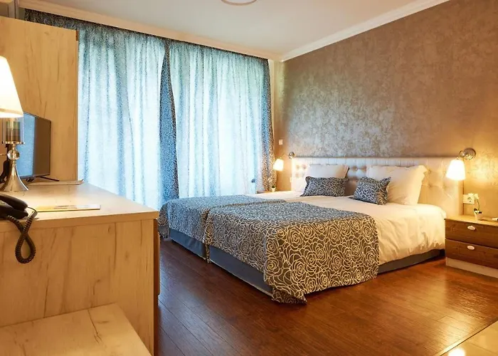 Pomorie hotels near Old Houses of Pomorie architectural reserve