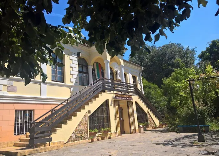 Хотел Авеню