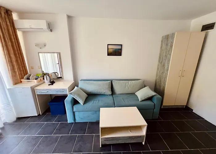 Limani Guest House