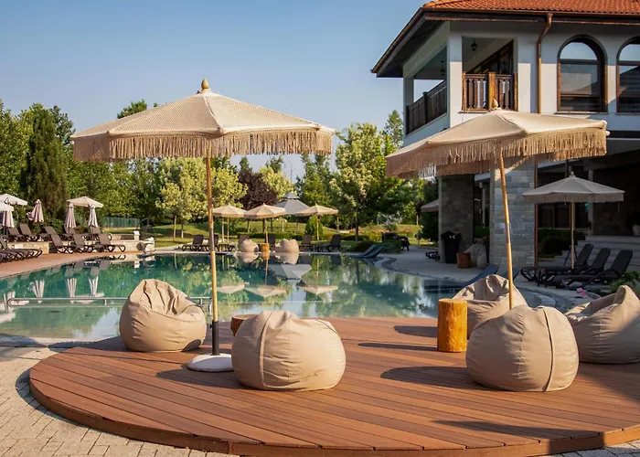 Boutique Complex Trakiets