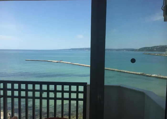 Hotel Oasis - Beach Access