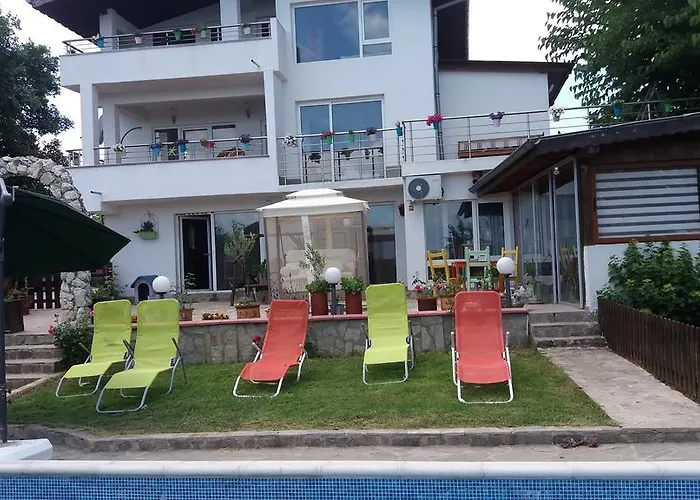 Villa Lucy