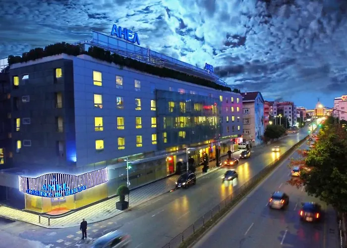 Sofia hotels near Bulgarian National Bank